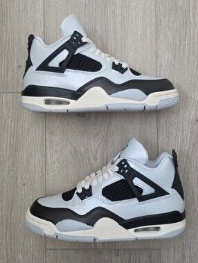 Nike Air Jordan 4 Retro Pure Platinum FZ8585-070 Youth Sz 4 / Womens Sz 5.5 New